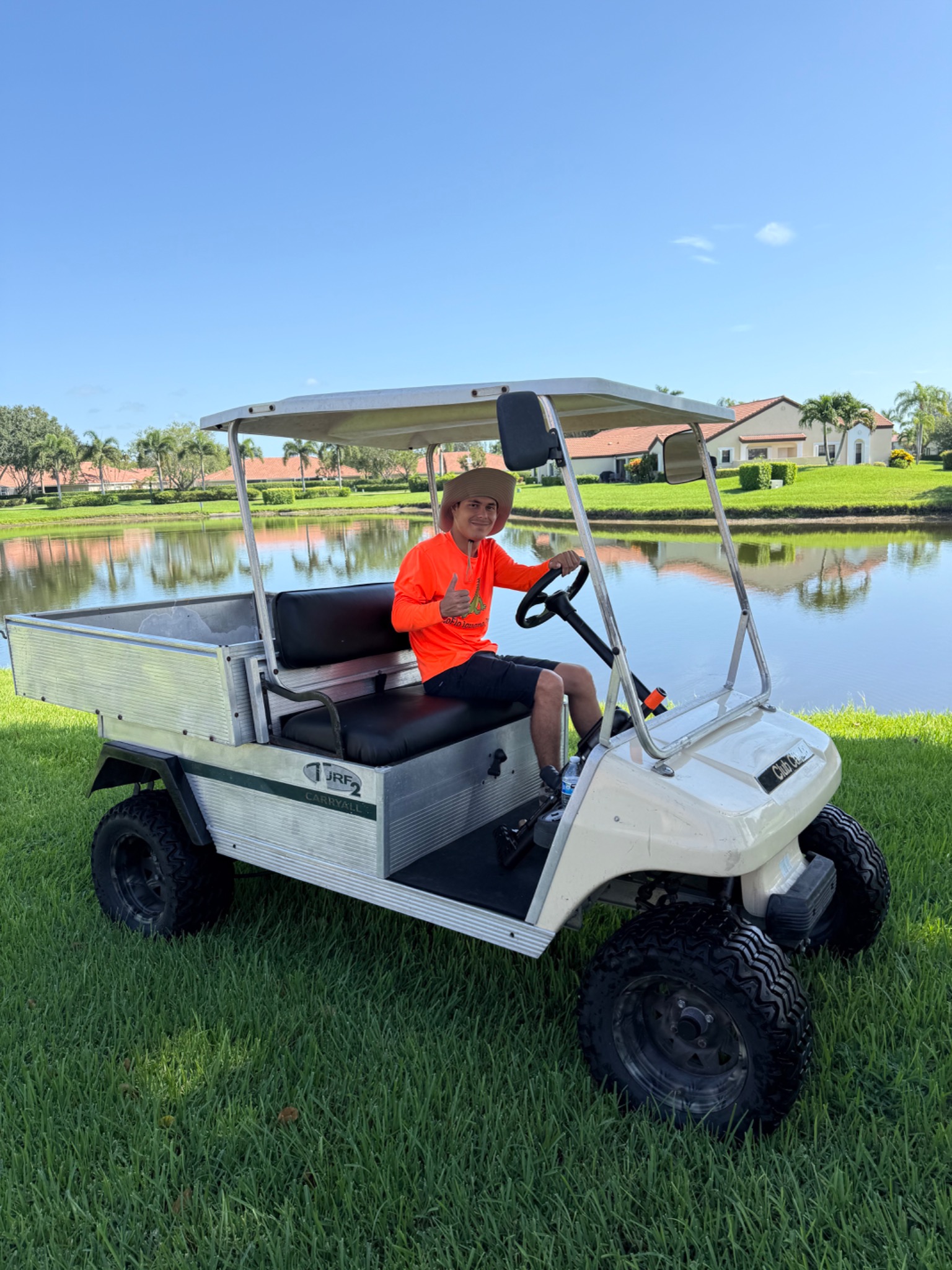 South Florida waterfront HOA community where iguana removal service is provided